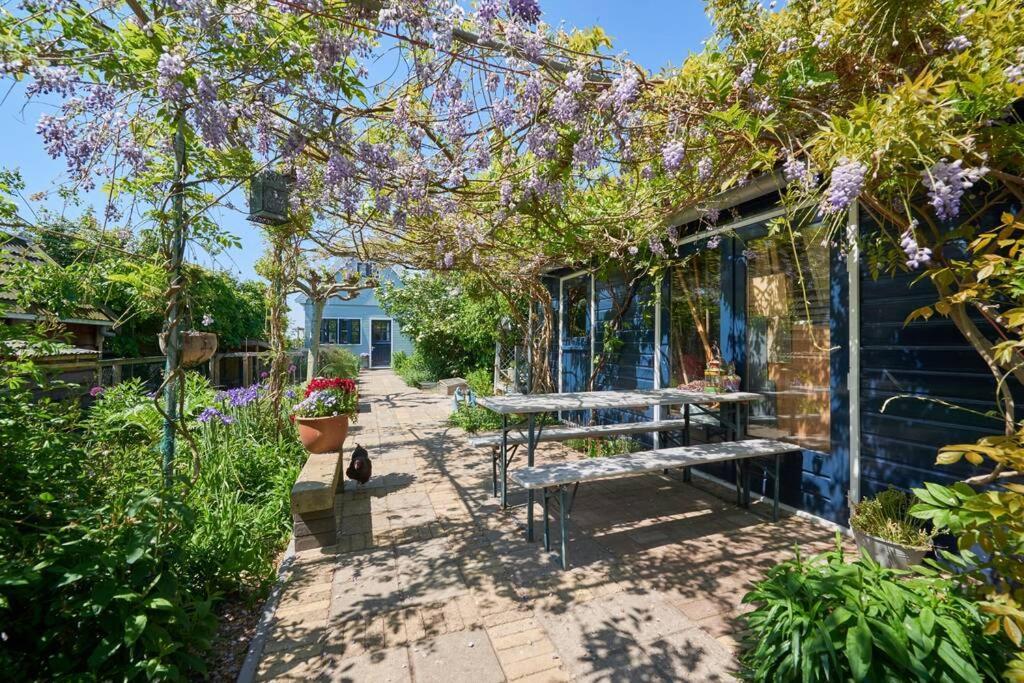 Romantic Dutch Hideaway Jisp Exterior photo